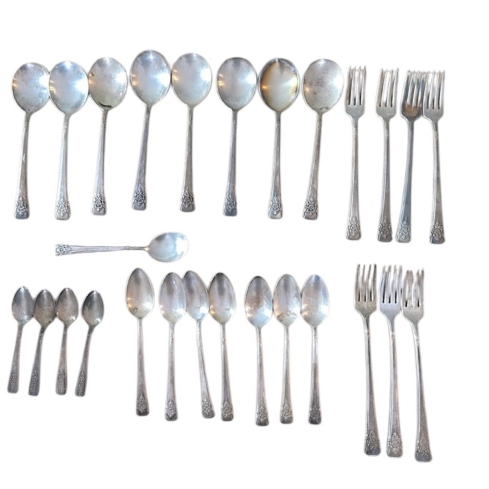 ROGERS  ⭐️De Luxe Plate spoons and forks